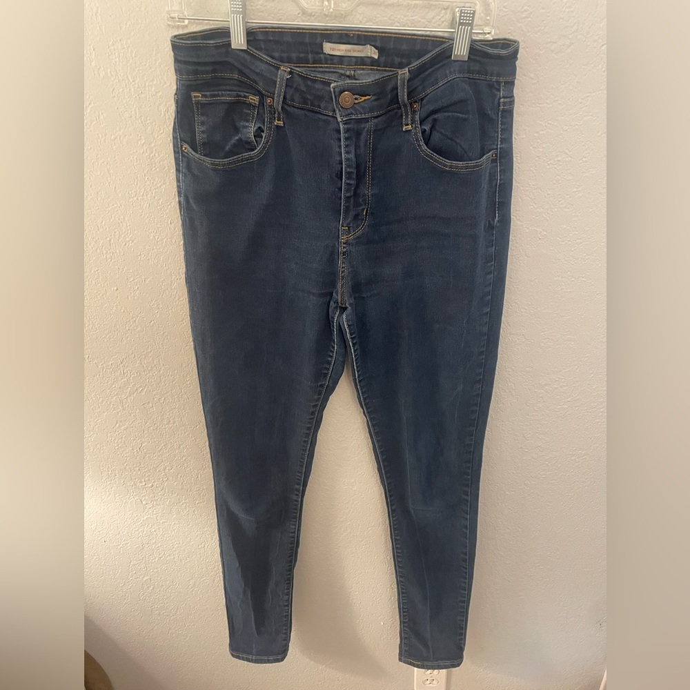 Levi's Dark Blue Skinny Jeans